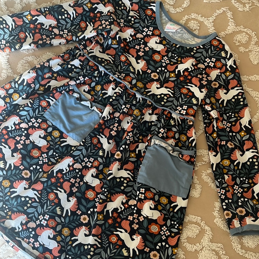 Stitchy Fish girls dress size 7